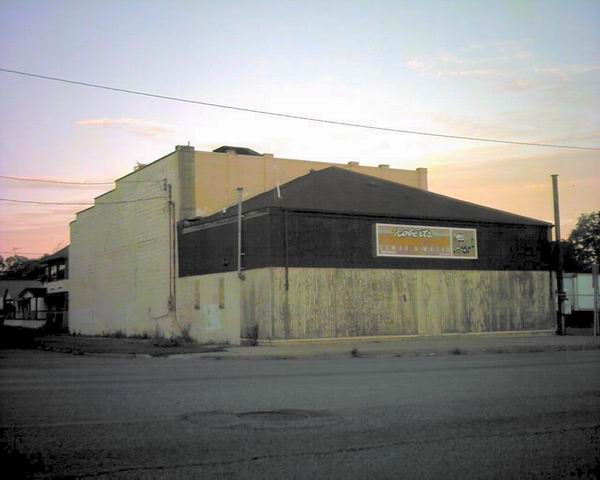 Flint Theatre - Summer 2006 From Gary Flinn (newer photo)